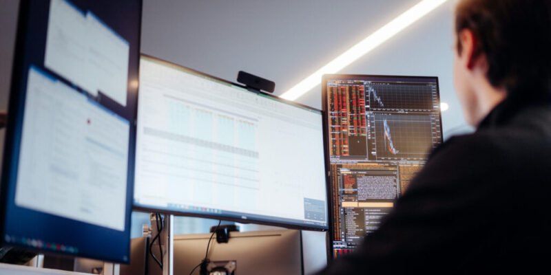 外汇平台为什么容易被认为是黑平台？如何避免这种误解？（经纪商必读）