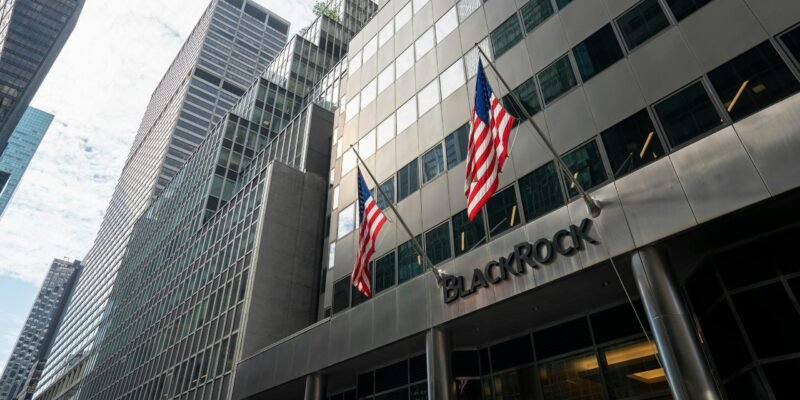 合格投资人标准是什么？美国私募基金募资的核心规则与豁免发行方式（Reg D / Reg S 全解析）